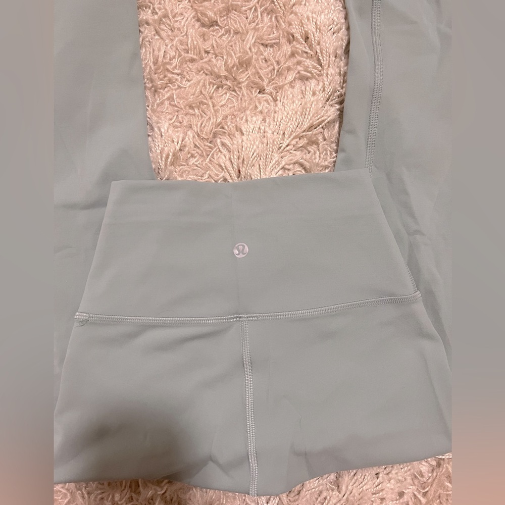 Lululemon wonder train leggings